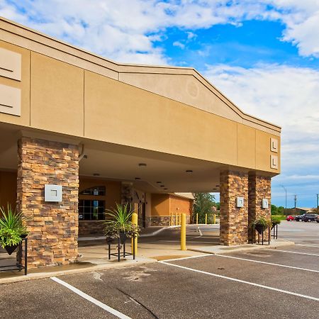Crossroads Hotel & Event Center Fort Dodge Exteriör bild