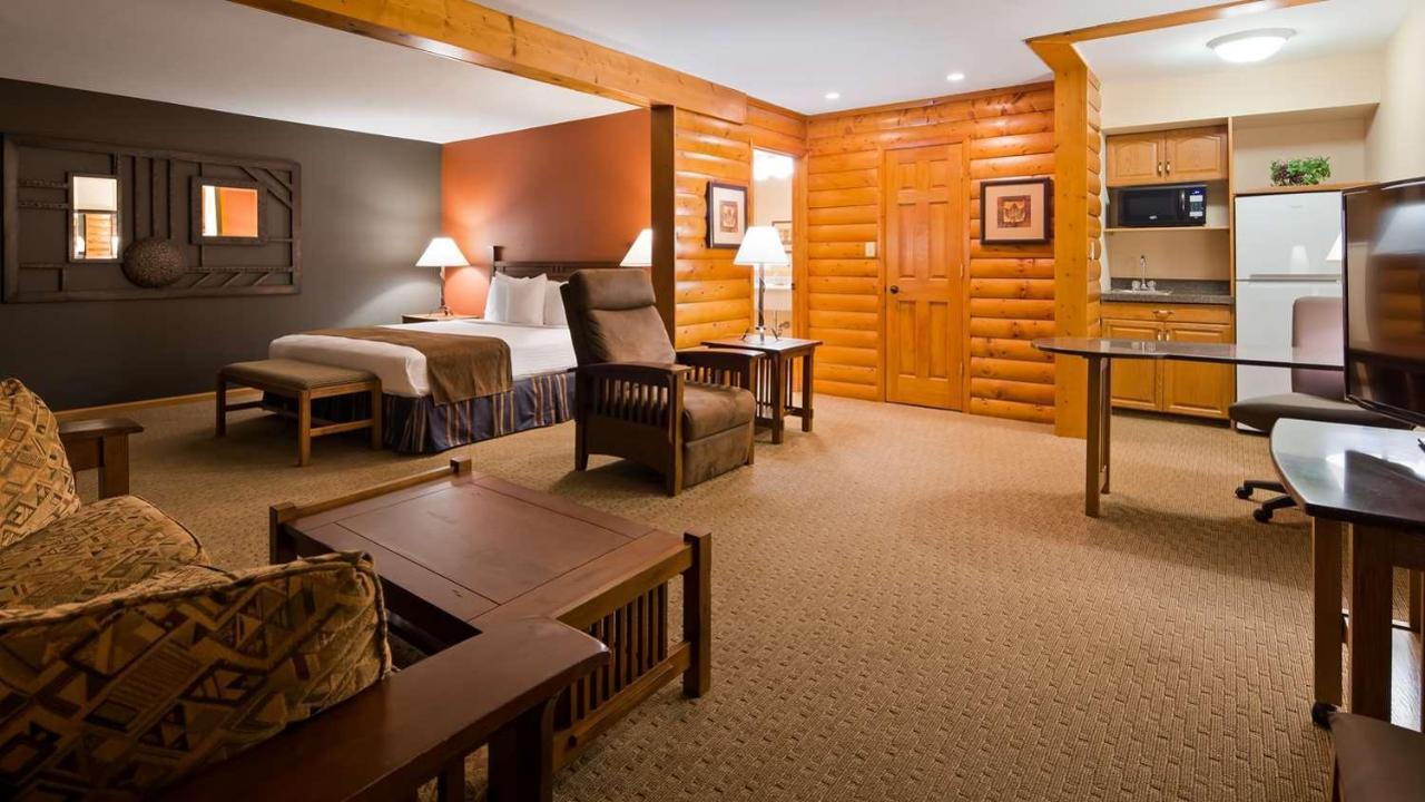 Crossroads Hotel & Event Center Fort Dodge Exteriör bild