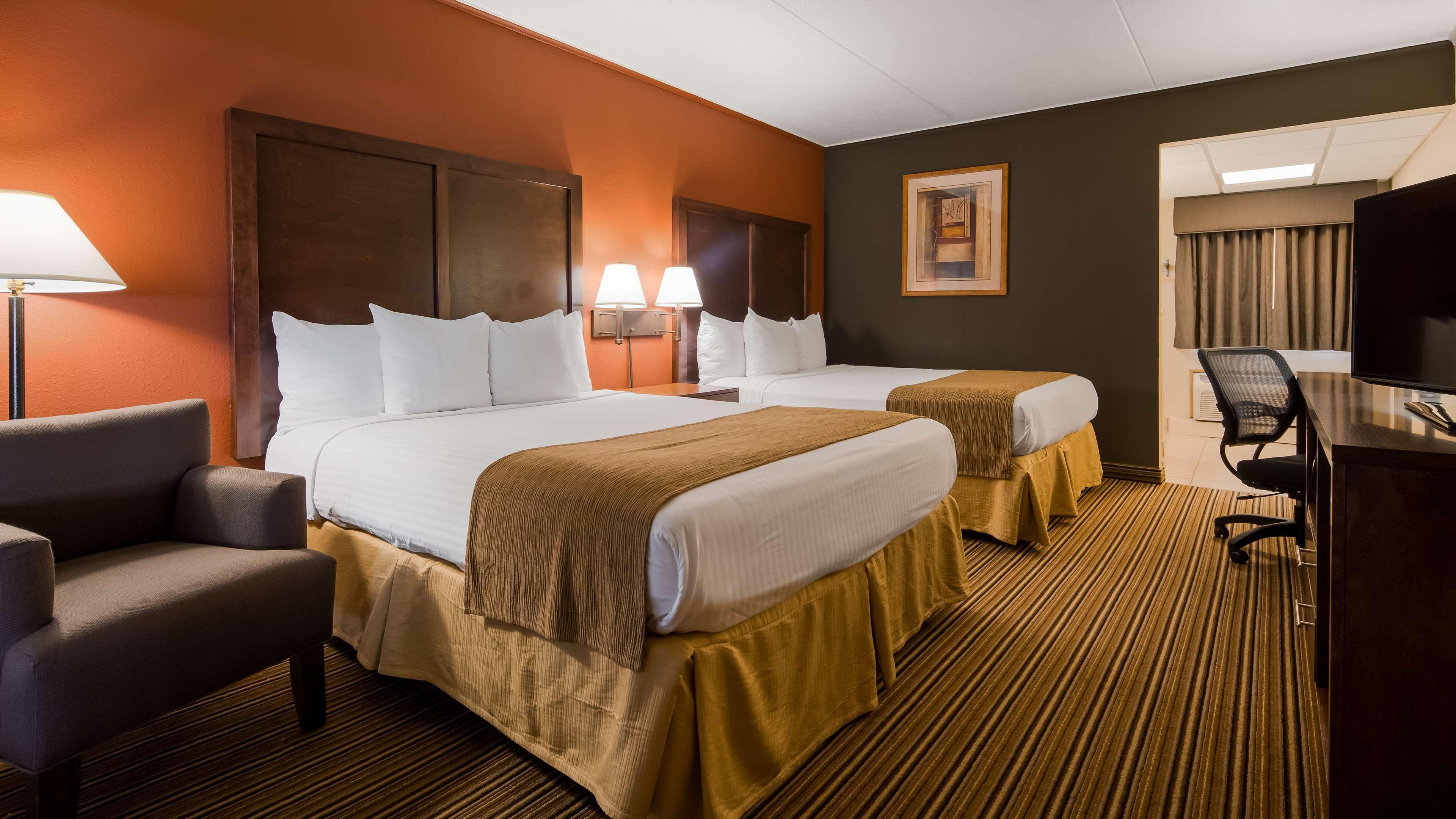 Crossroads Hotel & Event Center Fort Dodge Exteriör bild