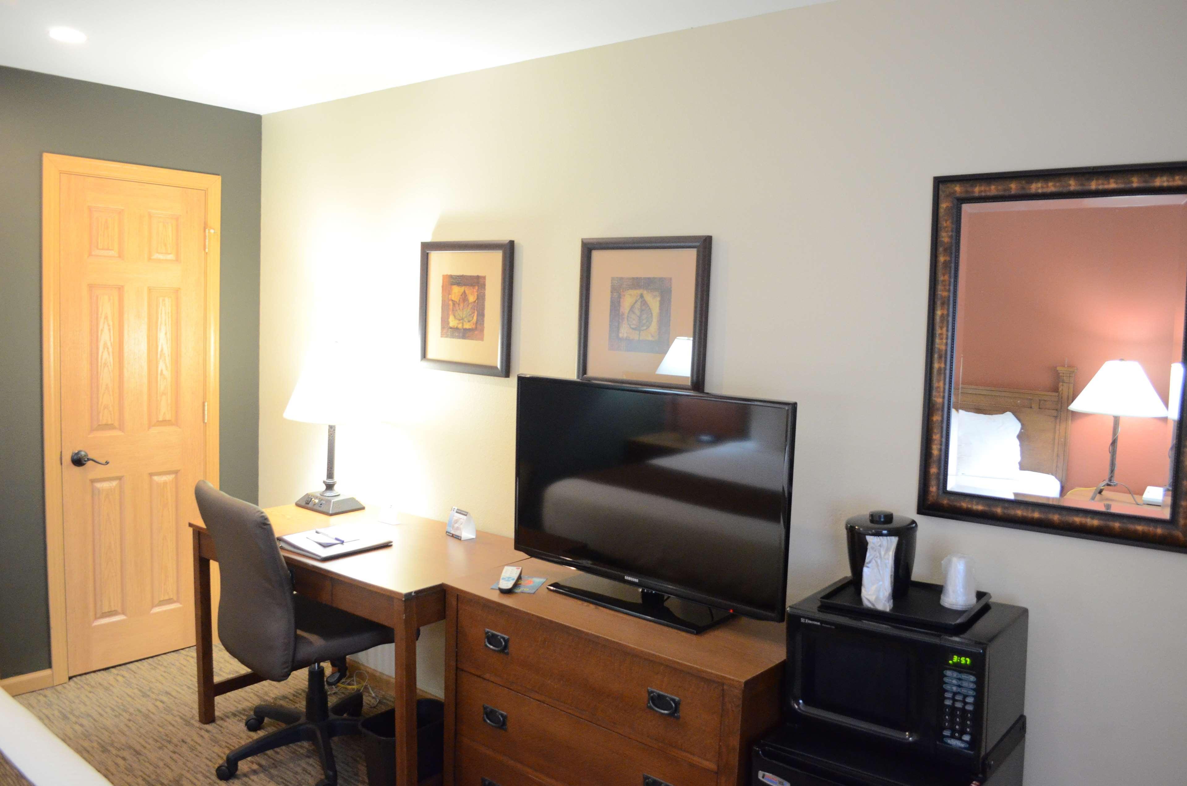 Crossroads Hotel & Event Center Fort Dodge Exteriör bild