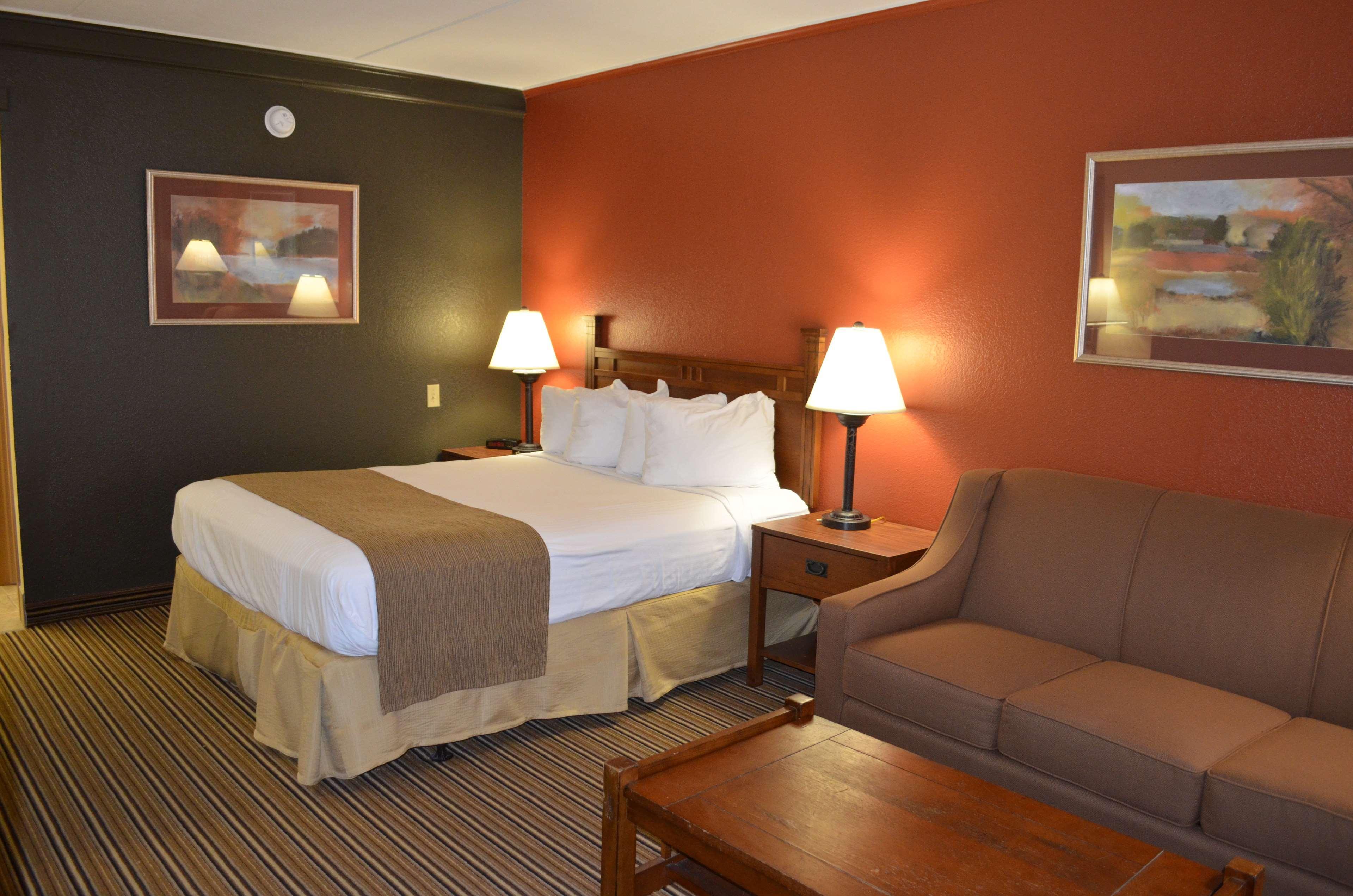Crossroads Hotel & Event Center Fort Dodge Exteriör bild